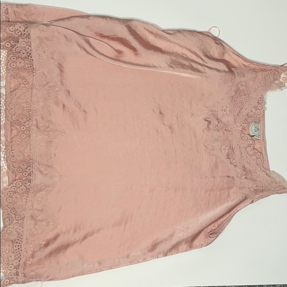 PINK LACED TANK TOP